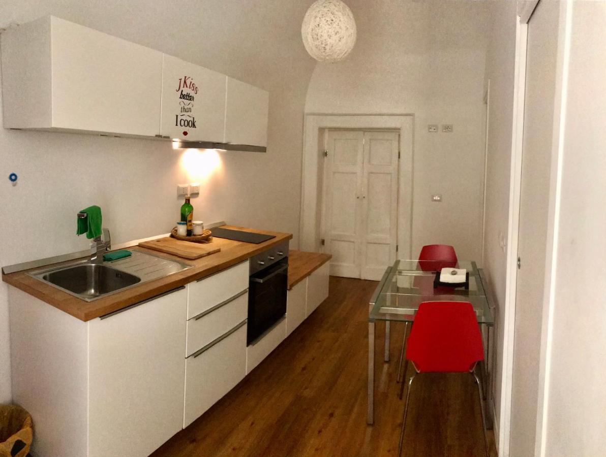 Central Suite Apartment Bari Dış mekan fotoğraf
